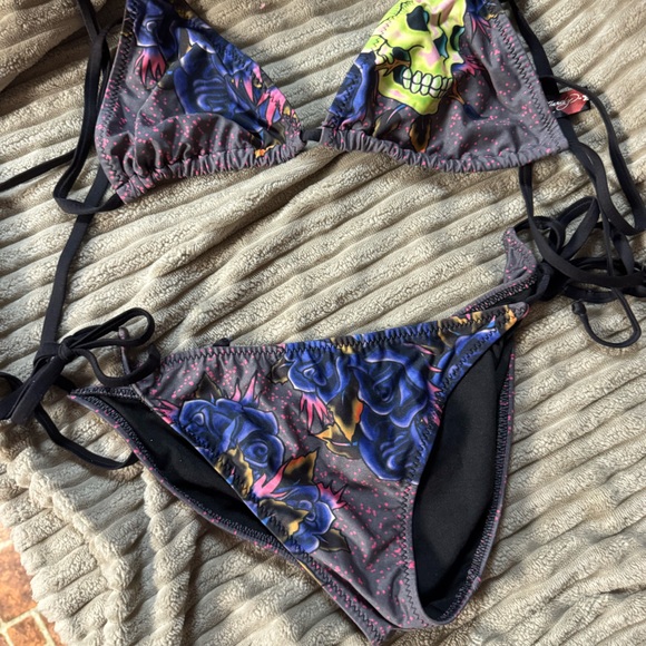 Ed Hardy Skull Print Bikini - Picture 2 of 2